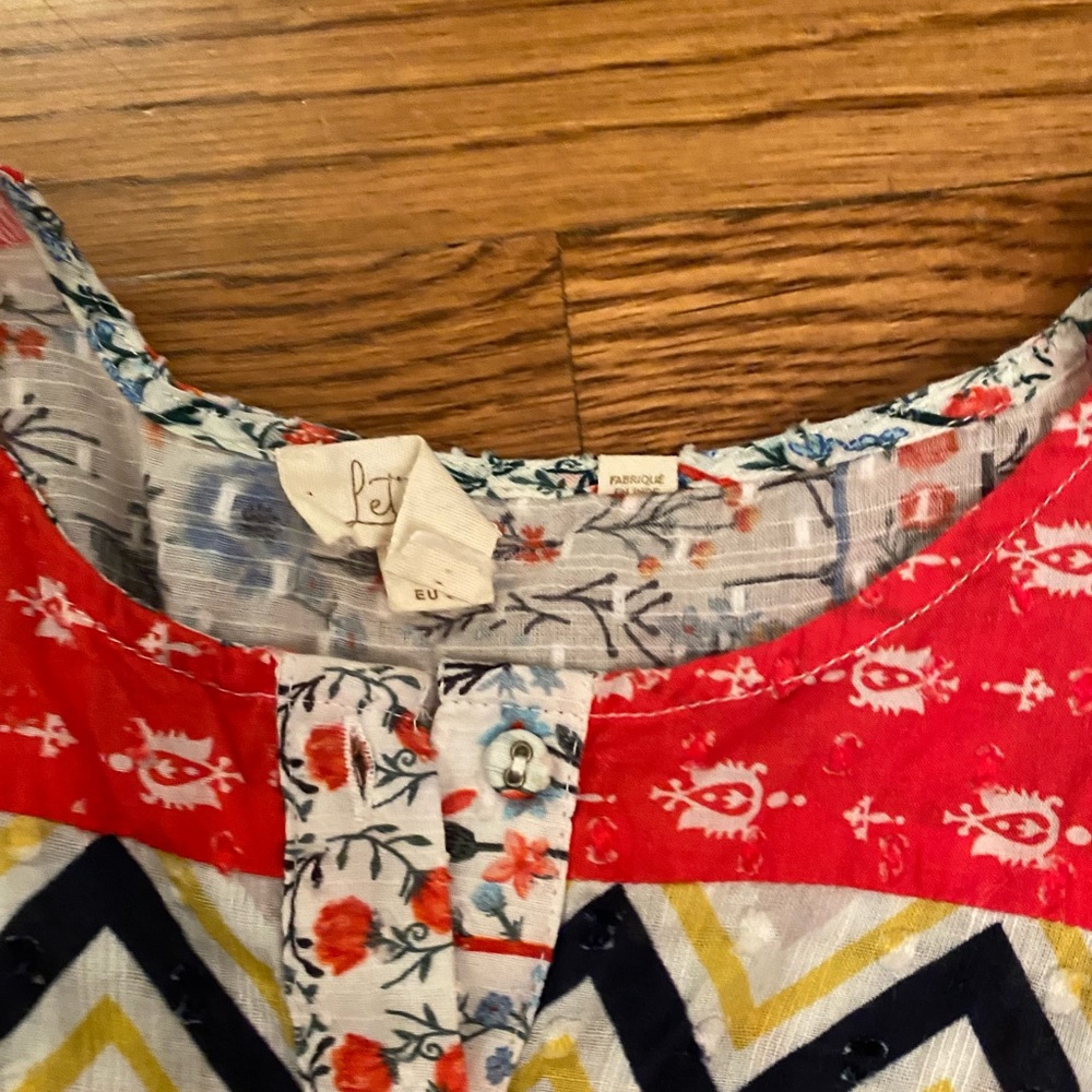 Anthropologie Floral Patchwork Button-Front Blouse in Red, Blue, Cream - Picture 3 of 5